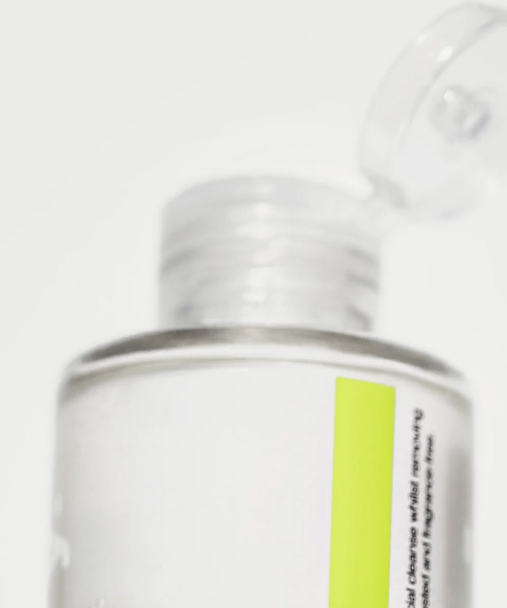 Carbon Theory - Brightening BiPhase Cleansing Water with Hemp Water & Vitamin E